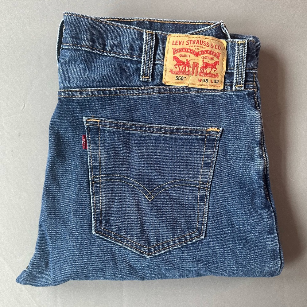 Men’s Levi 550 Jeans (Dark Wash)